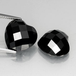 Achetez naturel 13,94ct noir spinelle gems, forme de coeur, en provenance thaïlande chez gemselect. en stock, livraison internationale!
