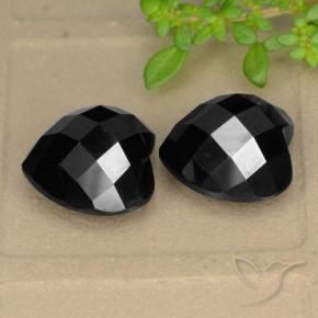 Shop natural 13.93ct Noire Spinelle gems, Cœur, from Thaïlande at GemSelect. In stock, global shipping!