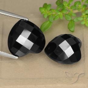 Shop natural 13.93ct Noire Spinelle gems, Cœur, from Thaïlande at GemSelect. In stock, global shipping!