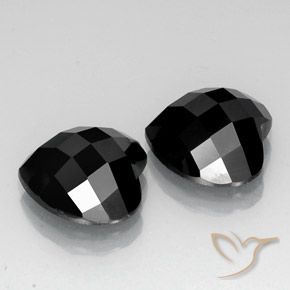 Shop natural 13.48ct Noire Spinelle gems, Cœur, from Thaïlande at GemSelect. In stock, global shipping!