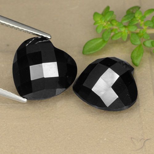 14.59ctw Naturel Noire Spinelle, Cœur, Opaque