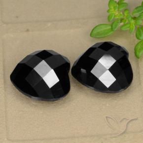 Shop natural 14.22ct Noire Spinelle gems, Cœur, from Thaïlande at GemSelect. In stock, global shipping!