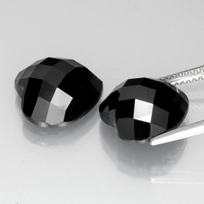 Achetez naturel ct noir spinelle gems, forme de coeur, en provenance thaïlande chez gemselect. en stock, livraison internationale!