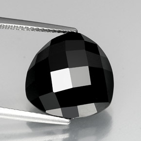 Spinelle noir naturelle trillion, 10,65 ct, opaque