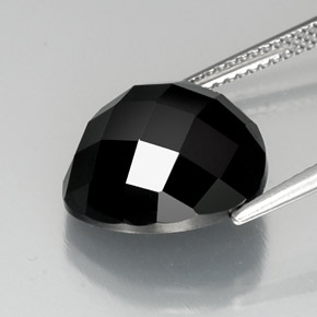 Spinelle noir naturelle trillion, 11,40 ct, opaque