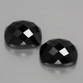 Achetez naturel ct noir spinelle gems, coupe coussin, en provenance thaïlande chez gemselect. en stock, livraison internationale!