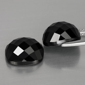 Achetez naturel 8,88ct noir spinelle gems, coupe coussin, en provenance thaïlande chez gemselect. en stock, livraison internationale!