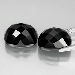 Achetez naturel ct noir spinelle gems, coupe coussin, en provenance thaïlande chez gemselect. en stock, livraison internationale!