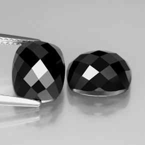 Achetez naturel ct noir spinelle gems, coupe coussin, en provenance thaïlande chez gemselect. en stock, livraison internationale!