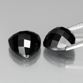 Achetez naturel 9,13ct noir spinelle gems, trillion, en provenance thaïlande chez gemselect. en stock, livraison internationale!