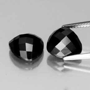 Achetez naturel 7.94ct Noire Spinelle gems, Trillion, En provenance Thaïlande chez GemSelect. En stock, livraison internationale!