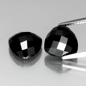Achetez naturel ct noir spinelle gems, trillion, en provenance thaïlande chez gemselect. en stock, livraison internationale!