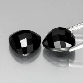 Achetez naturel ct noir spinelle gems, trillion, en provenance thaïlande chez gemselect. en stock, livraison internationale!