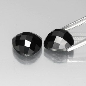 Achetez naturel ct noir spinelle gems, trillion, en provenance thaïlande chez gemselect. en stock, livraison internationale!