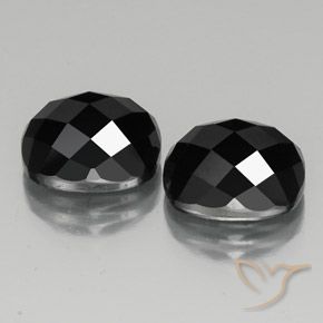 Shop natural 14.57ct Noire Spinelle gems, Coussin, from Thaïlande at GemSelect. In stock, global shipping!
