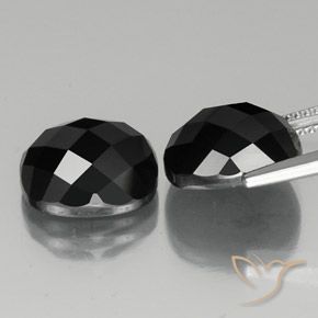 Shop natural 14.57ct Noire Spinelle gems, Coussin, from Thaïlande at GemSelect. In stock, global shipping!