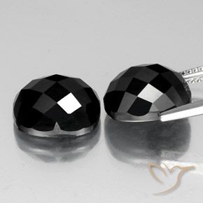 Shop natural 14.50ct Noire Spinelle gems, Coussin, from Thaïlande at GemSelect. In stock, global shipping!