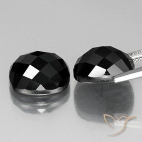 Shop natural 14.75ct Noire Spinelle gems, Coussin, from Thaïlande at GemSelect. In stock, global shipping!