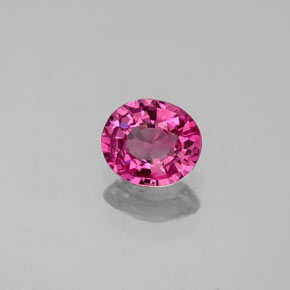 Spinelle violet naturelle coupe ovale, 0,74 ct, VS-SI