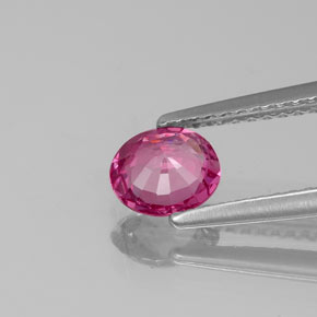 Spinelle violet naturelle coupe ovale, 0,74 ct, VS-SI