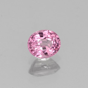 Spinelle rose naturelle coupe ovale, 0,52 ct, VVS-VS