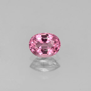 Spinelle rose naturelle coupe ovale, 0,55 ct, VS
