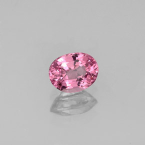 Spinelle rose naturelle coupe ovale, 0,55 ct, VS