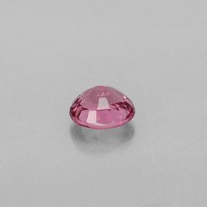 Spinelle rose naturelle coupe ovale, 0,84 ct, VVS-VS
