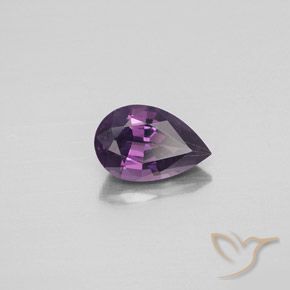 Spinelle Pourpre foncé naturelle En forme de poire, 1.27 ct, VVS-VS