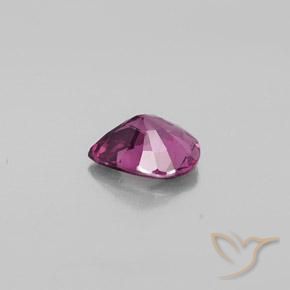 Spinelle Pourpre moyen-foncé naturelle En forme de poire, 1.03 ct, VS
