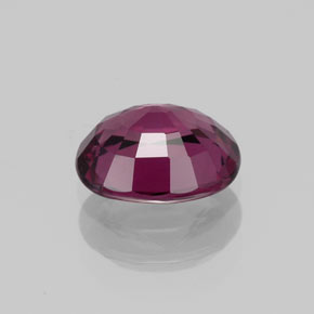 Spinelle rose naturelle coupe ovale, 1,25 ct, VVS