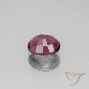 Spinelle Pourpre moyen naturelle ovale, 1.41 ct, VS