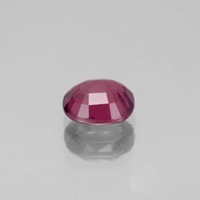 Spinelle rouge naturelle coupe ovale, 1,15 ct, VS