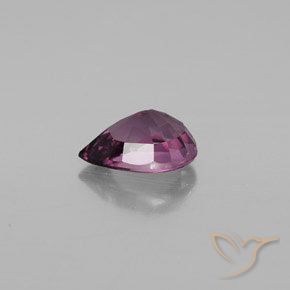 Spinelle Violet foncé naturelle En forme de poire, 1.33 ct, VVS