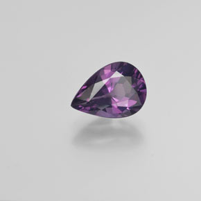 Spinelle Pourpre moyen-foncé naturelle En forme de poire, 1.64 ct, VVS