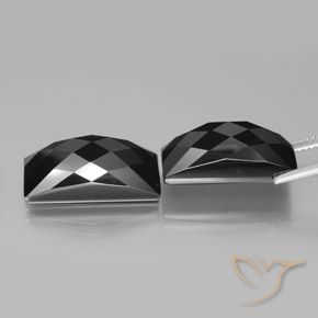 Shop natural 25.16ct Noire Spinelle gems, Baquette, from Thaïlande at GemSelect. In stock, global shipping!