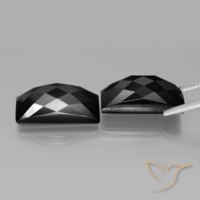 Shop natural 25.13ct Noire Spinelle gems, Baquette, from Thaïlande at GemSelect. In stock, global shipping!