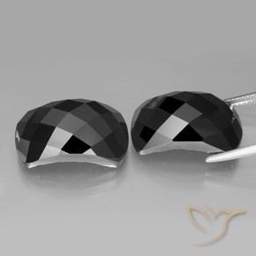 Shop natural 27.48ct Noire Spinelle gems, Fantaisie, from Thaïlande at GemSelect. In stock, global shipping!