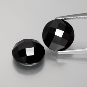 Achetez naturel 6,96ct noir spinelle gems, coupe roude, en provenance thaïlande chez gemselect. en stock, livraison internationale!