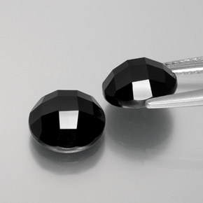 Achetez naturel 6,96ct noir spinelle gems, coupe roude, en provenance thaïlande chez gemselect. en stock, livraison internationale!