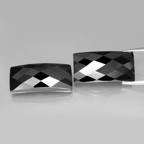 Achetez naturel 24,71ct noir spinelle gems, baguette, en provenance thaïlande chez gemselect. en stock, livraison internationale!