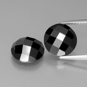Achetez naturel 7,63ct noir spinelle gems, coupe roude, en provenance thaïlande chez gemselect. en stock, livraison internationale!