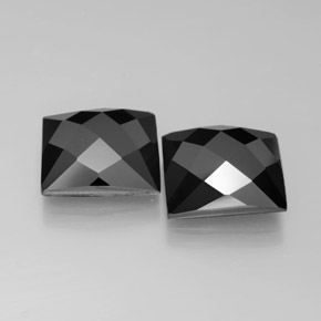 Achetez naturel 15,79ct noir spinelle gems, carré, en provenance thaïlande chez gemselect. en stock, livraison internationale!