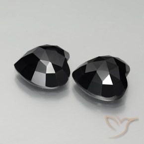 Shop natural 17.07ct Noire Spinelle gems, Cœur, from Thaïlande at GemSelect. In stock, global shipping!