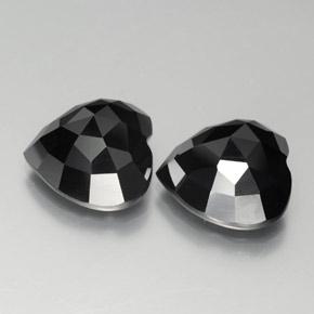 Shop natural 19.39ct Noire Spinelle gems, Cœur, from Thaïlande at GemSelect. In stock, global shipping!