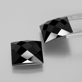 Achetez naturel 15,88ct noir spinelle gems, carré, en provenance thaïlande chez gemselect. en stock, livraison internationale!