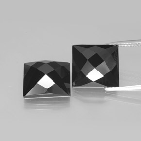 Achetez naturel 16,62ct noir spinelle gems, carré, en provenance thaïlande chez gemselect. en stock, livraison internationale!