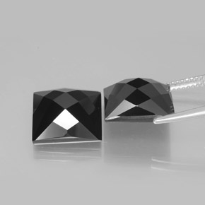 Achetez naturel 16,62ct noir spinelle gems, carré, en provenance thaïlande chez gemselect. en stock, livraison internationale!