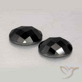 Shop natural 14.12ct Noire Spinelle gems, ovale, from Thaïlande at GemSelect. In stock, global shipping!
