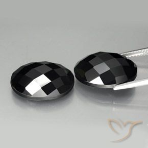 Shop natural 21.22ct Noire Spinelle gems, ovale, from Thaïlande at GemSelect. In stock, global shipping!